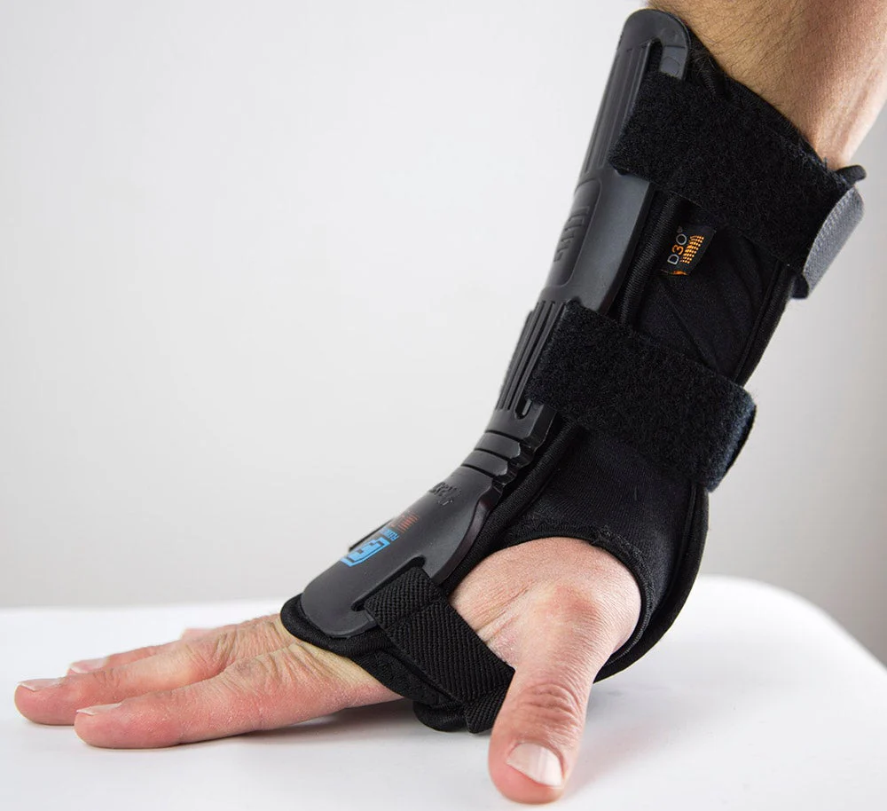 Demon Flexmeter Double Sided Wrist Guards -Integrated with D3O Impact Technology-Sold as Pair NO ORIGINAL PACKAGING/TAGS - Image 9